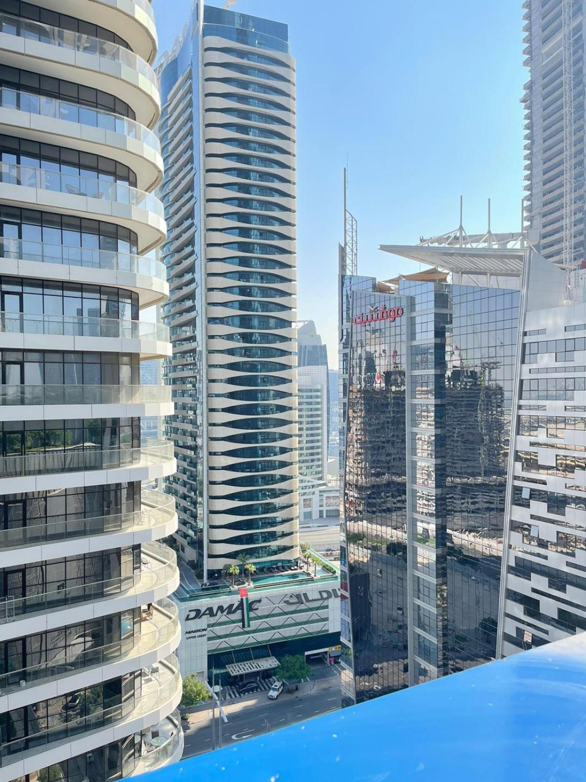 Apartment Luxurious Stay, Downtown, The Signature, Mall Street Dubai